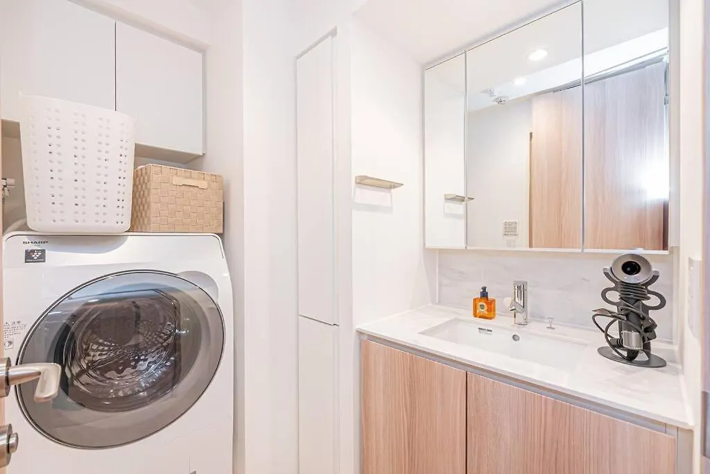 Rare Find Apartment 1201 In Nishiazabu Roppongi Tokyo