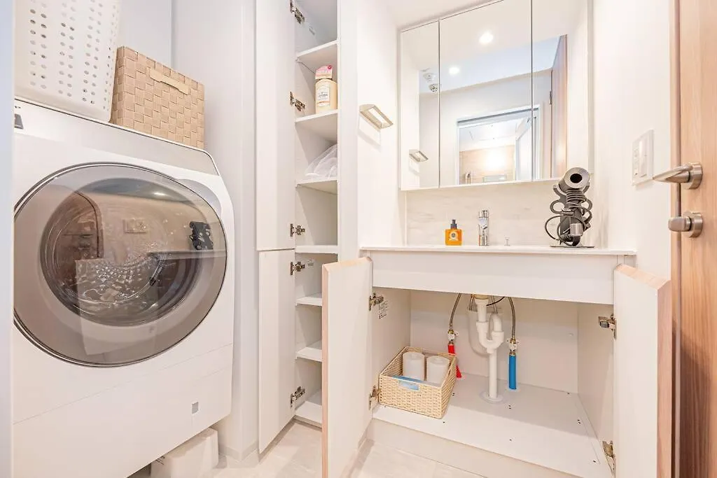 Rare Find Apartment 1201 In Nishiazabu Roppongi Tokyo Japan