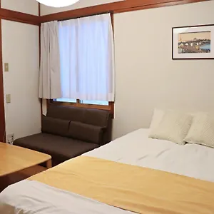 Navi Azabujuban Apartment
